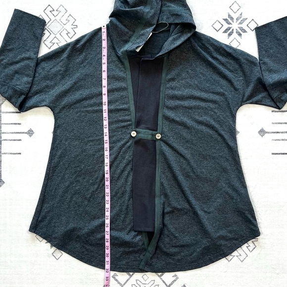 Suzanne Betro Sharkbite Hem Double Button Closure Jacket Cardigan Medium - Picture 5 of 9